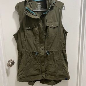 L.L. Bean Women's Luna Vest with detachable hood
